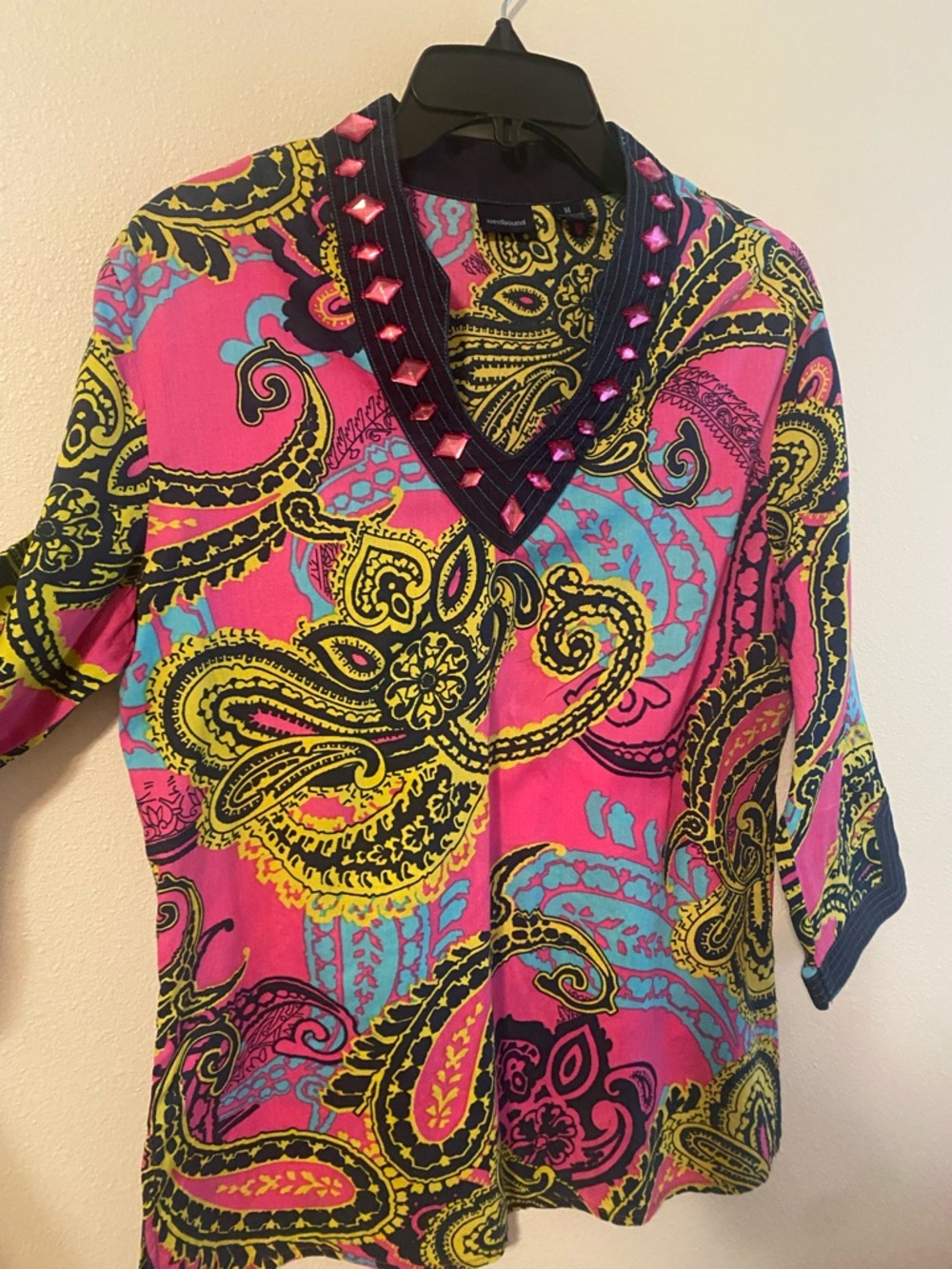 Westbound vibrant Pink Paisley V-Neck Studded Women's Top